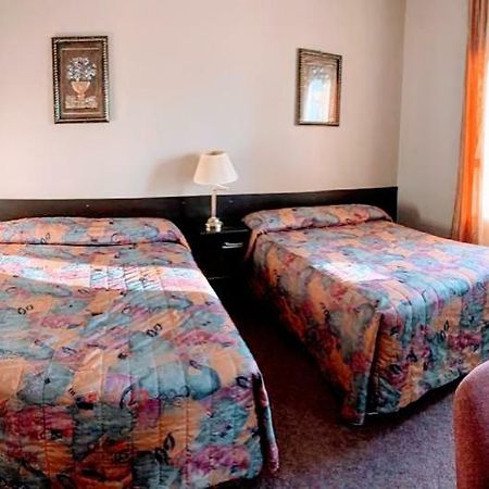 Bonnyville Hotel Exteriér fotografie