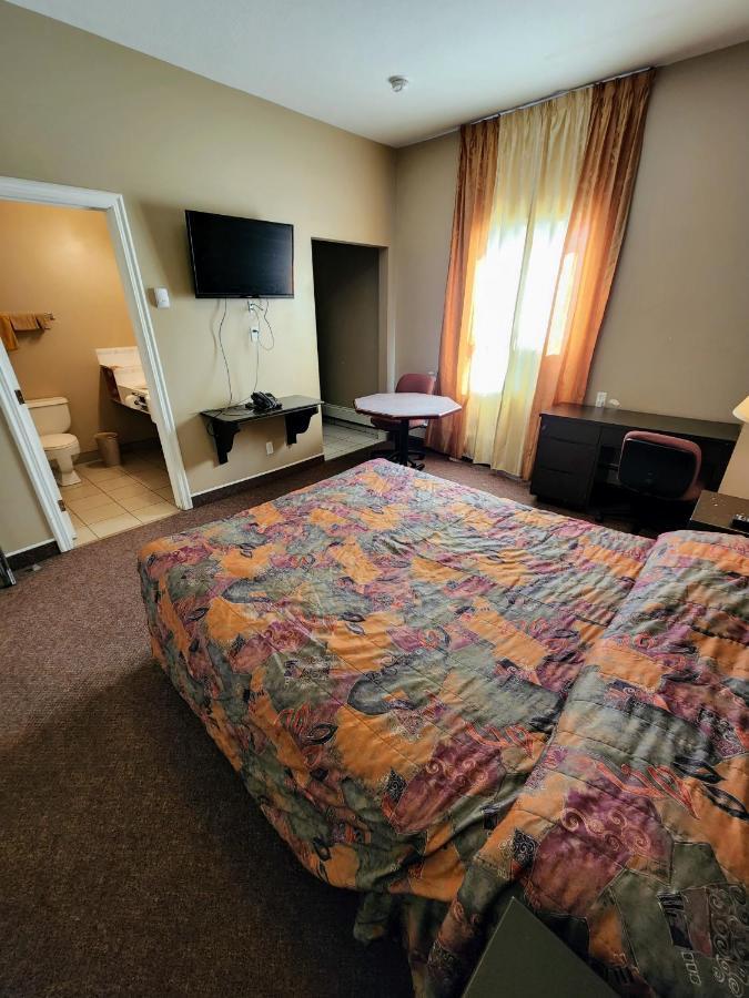 Bonnyville Hotel Exteriér fotografie